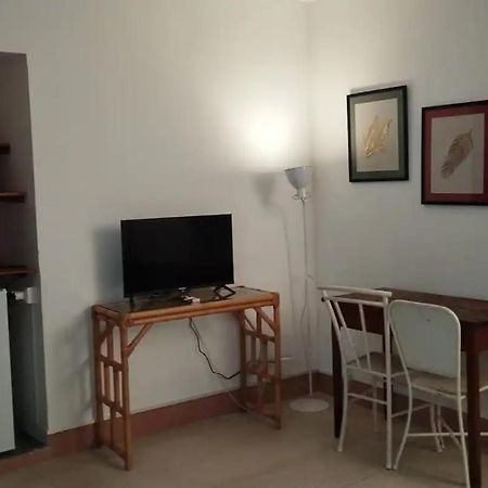 Garden Suite At Palazzo Famularo 莱切 外观 照片