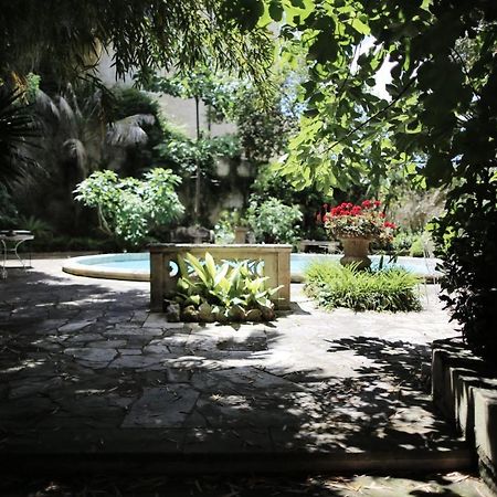 Garden Suite At Palazzo Famularo 莱切 外观 照片