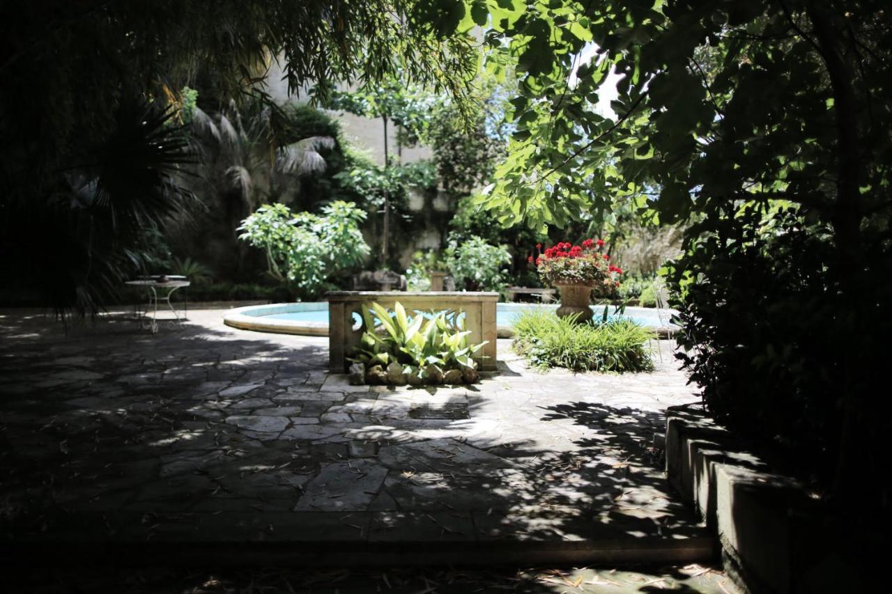 Garden Suite At Palazzo Famularo 莱切 外观 照片