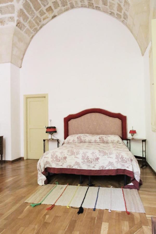 Garden Suite At Palazzo Famularo 莱切 外观 照片